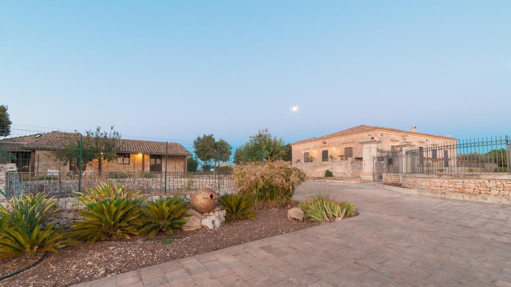 Villa Cappuccina Модика Екстериор снимка